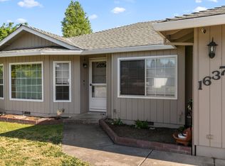 1637 Timothy St, Central Pt, OR 97502