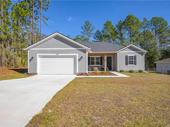 1333 W Kenmore Dr, Citrus Springs, FL 34434