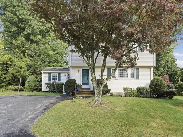 17 Whippoorwill Dr, Shrewsbury, MA 01545
