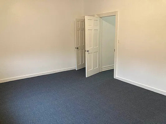 Rented by 18 REALTY | media 21