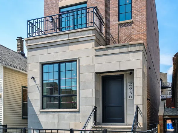 2930 N Lakewood Ave, Chicago, IL 60657