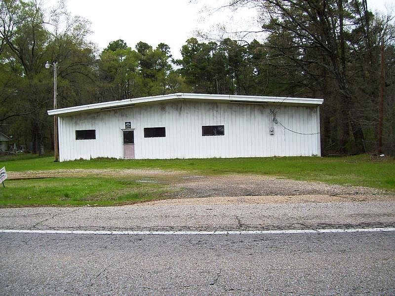 2nd image of 264 Highway 32 E