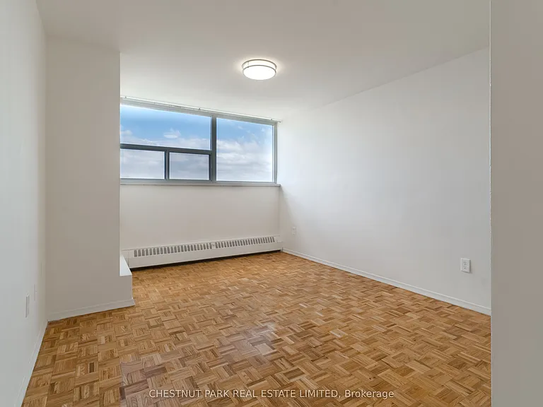 40 Godstone Rd #1507 — Photo 18
