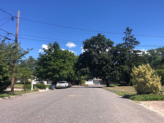 4th image of 40 Grand St