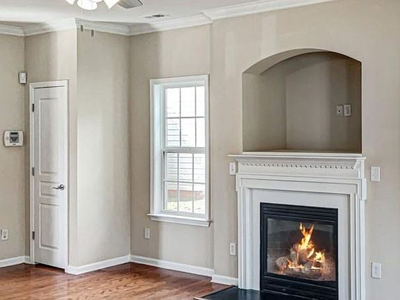 3rd image of 740 Inwood Hill Dr