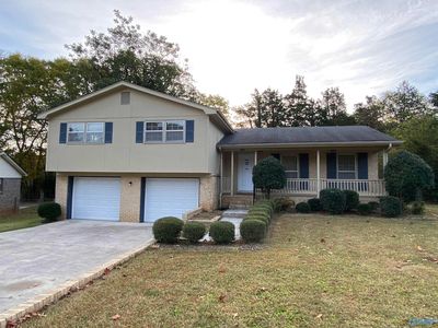 6208 Cedar Point Dr NW, Huntsville, AL, 35810