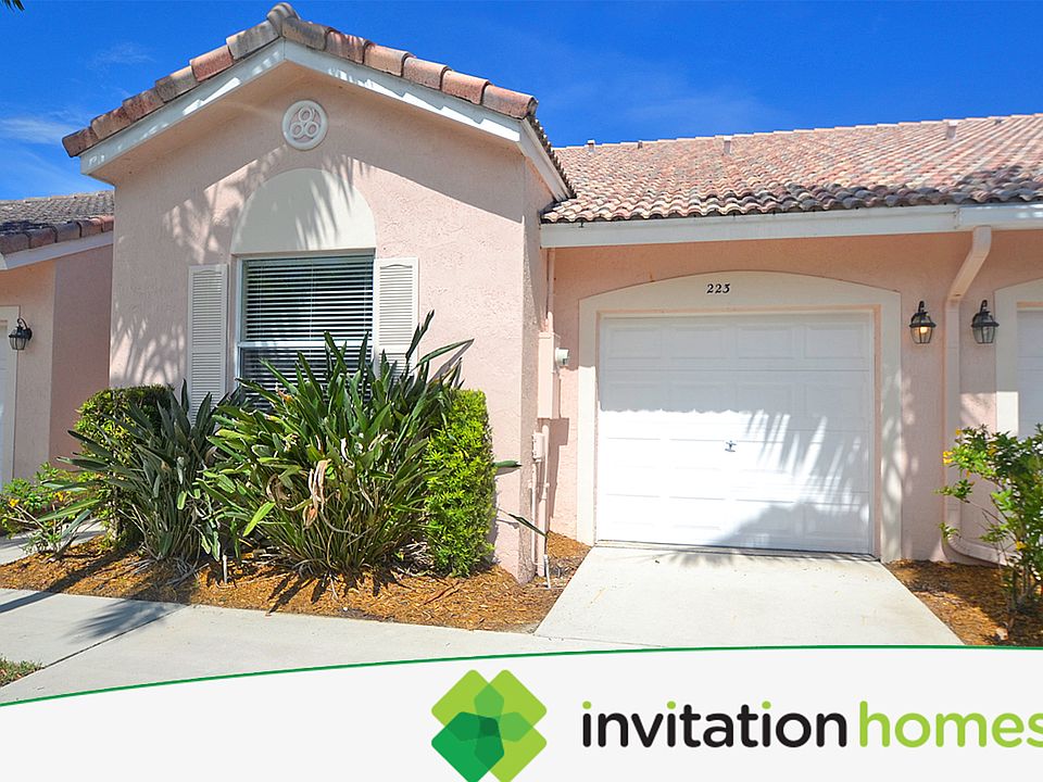 1st image of 223 Coral Trace Cir E