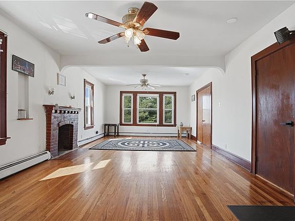 3rd image of 50 Jackson St
