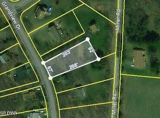 56 Grandview Dr, Lake Ariel, PA 18436