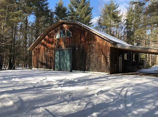 5445 W Hammett Rd, Pentwater, MI 49449