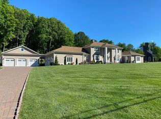 1384 Scard Rd, Wallingford, CT 06492