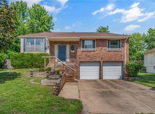 13011 S Raintree Dr, Olathe, KS 66062