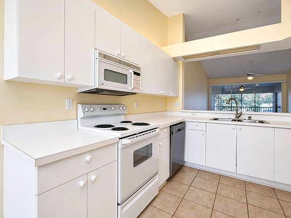 2nd image of 7553 Silver Trumpet Ln APT 202