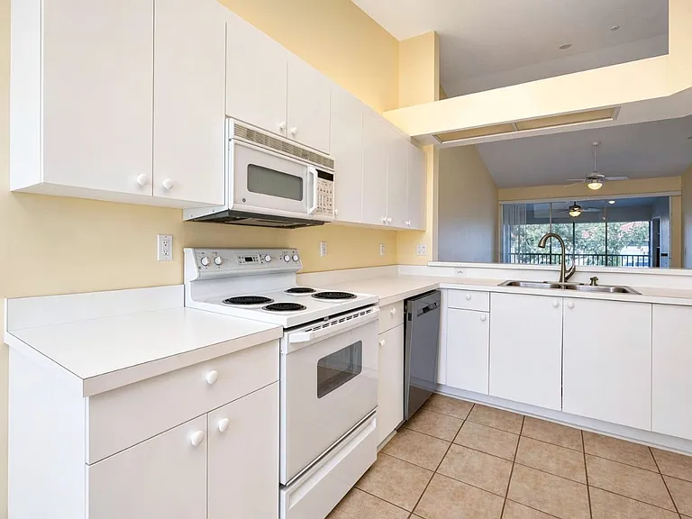 7553 Silver Trumpet Ln #202 — Photo 10