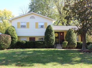 5317 Oakcreek Ln, Louisville, KY 40291