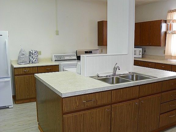 4th image of 230 N Water St #230