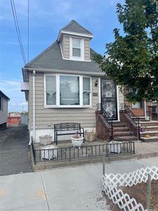 64-29 58th Road, Flushing, NY, 11378