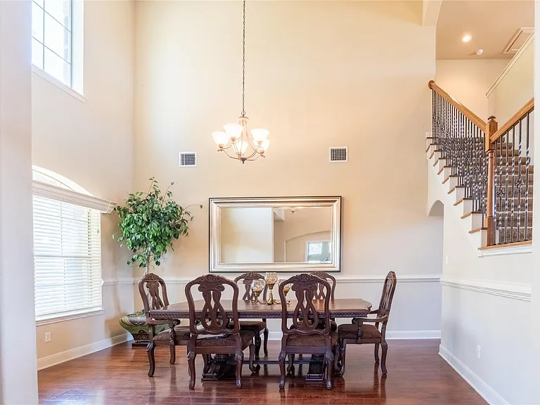 1898 Long Bow Dr — Photo 4