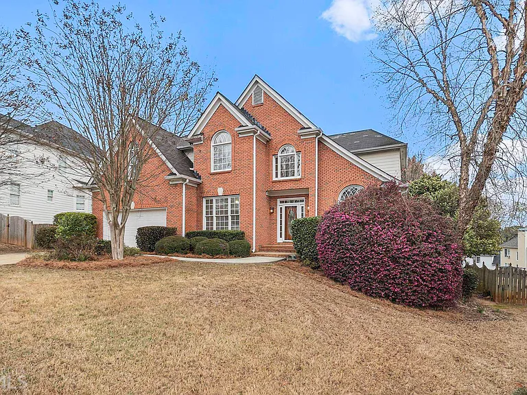 592 Kenion Forest Way — Photo 2