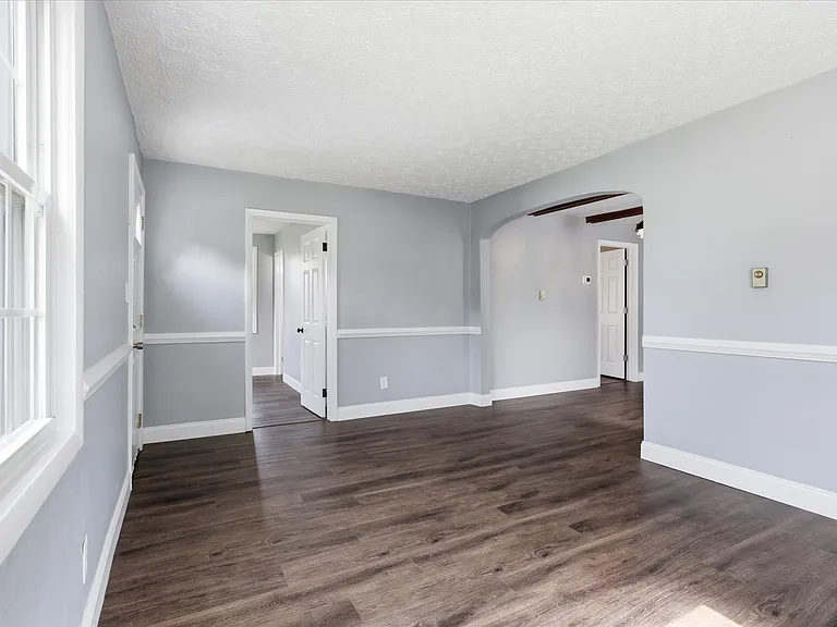 2812 Skelton St — Photo 5