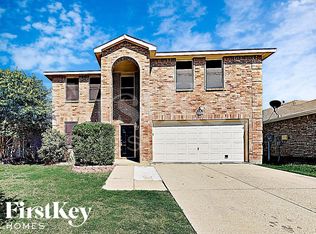 6113 Highfield Park, Denton, TX 76210