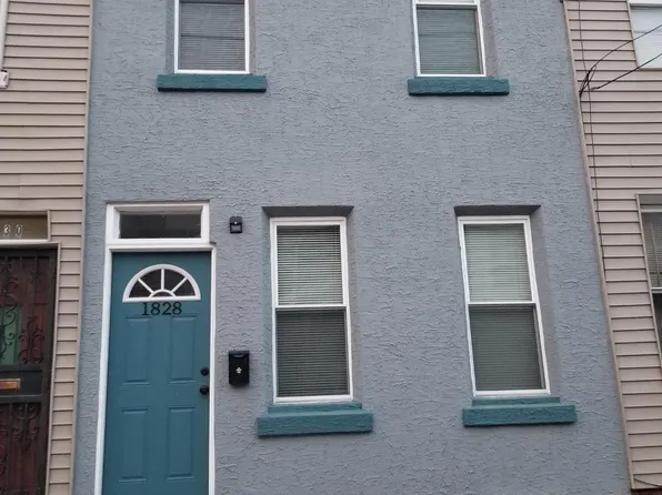 1828 E Hazzard St, Philadelphia, PA 19125