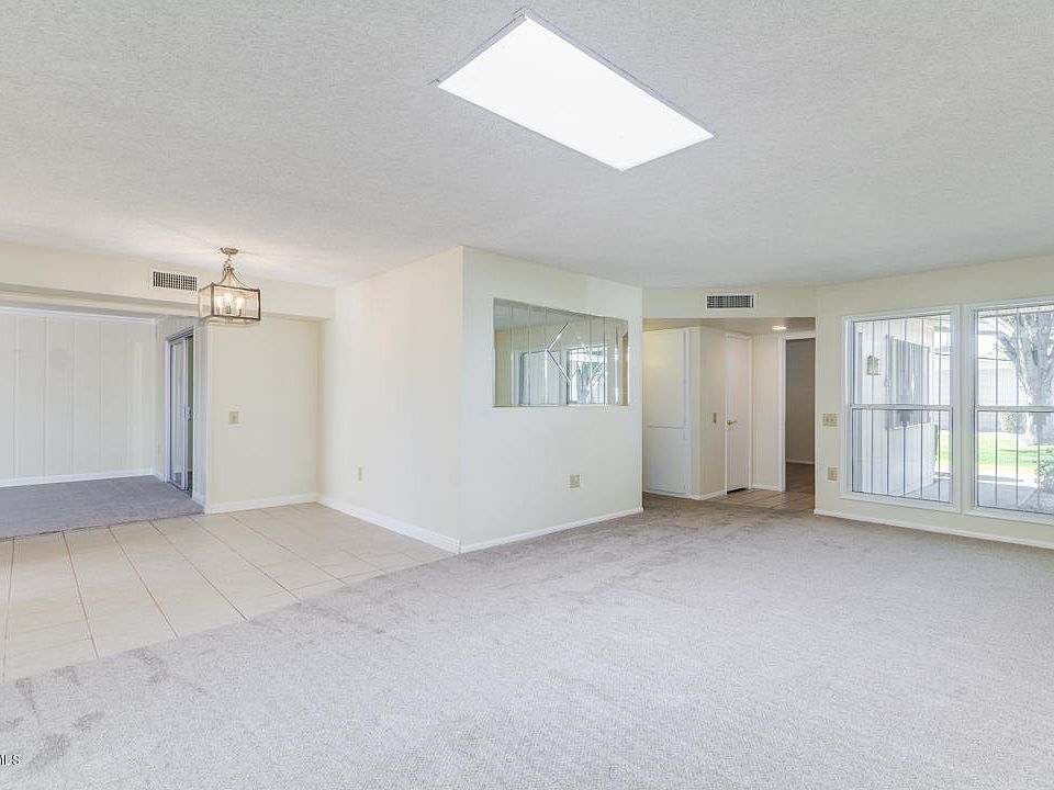 2nd image of 10602 W Granada Dr