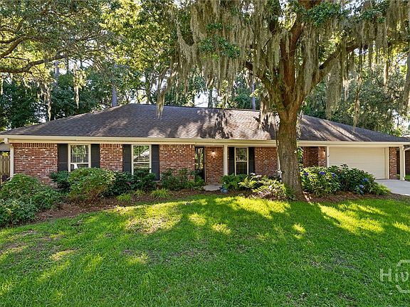 3rd image of 42 River Oaks Road