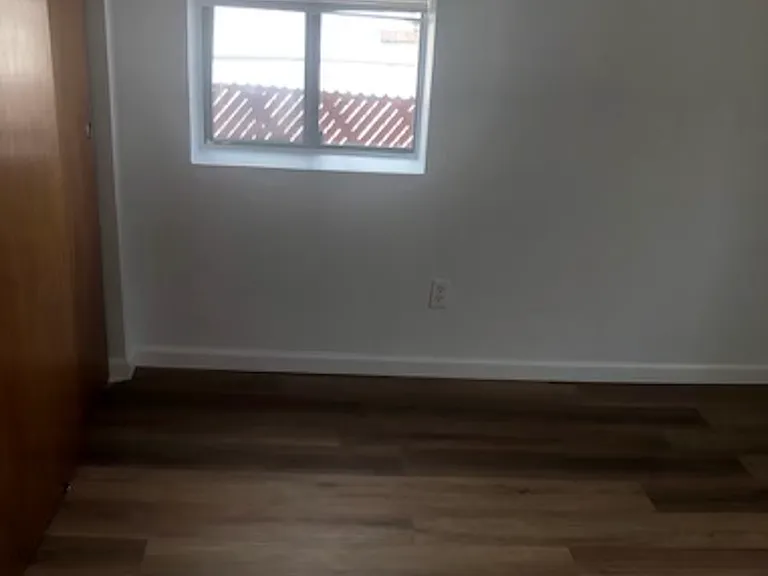 180 Vredenburgh Ave #1 — Photo 7