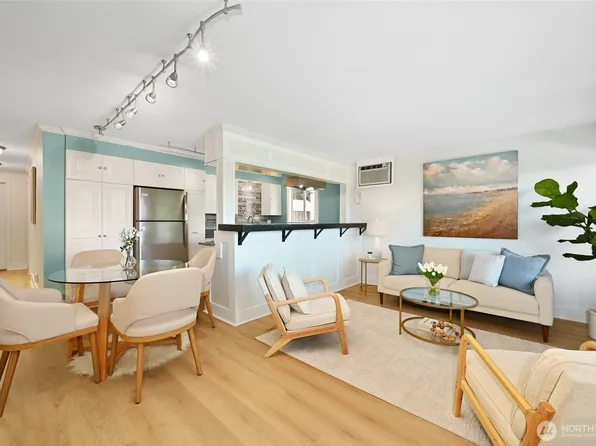 4219 Whitman Avenue N #4, Seattle, WA 98103