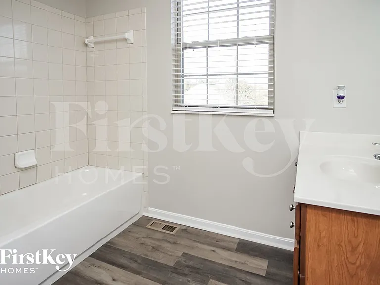 7398 Haverhill Ln — Photo 9
