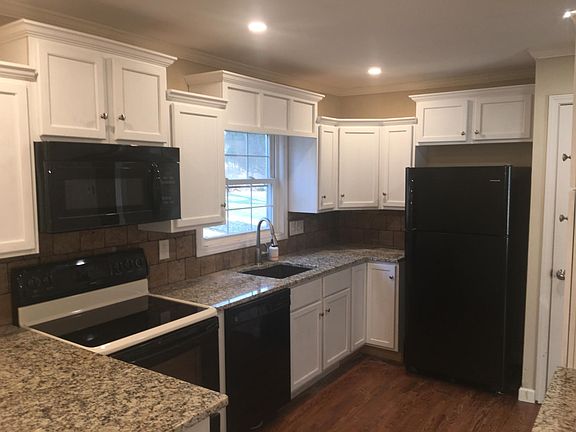 4th image of 7637 Windsor Dr