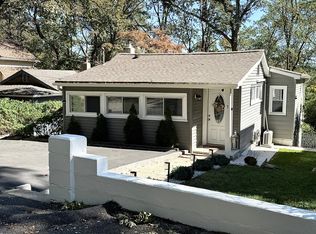 3 Coolidge Trl, Hopatcong, NJ 07843