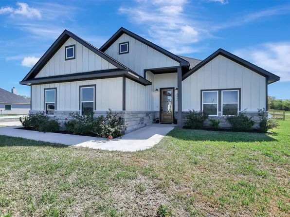 4950 County Road 128, Iola, TX 77861
