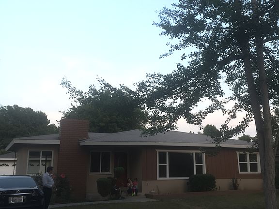 2nd image of 520 S Astell Ave