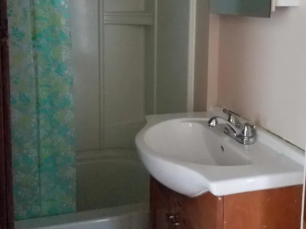 58-60 Booth St #3S, New Britain, CT 06053