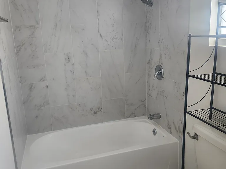 5619 Larimer Dr #5619 — Photo 3