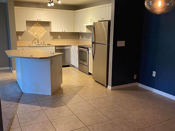 5th image of 3591 Kernan Blvd S APT 820