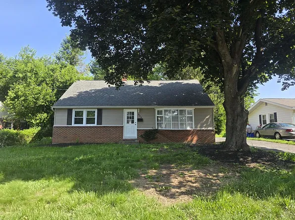 824 Hamilton St, Carlisle, PA 17013