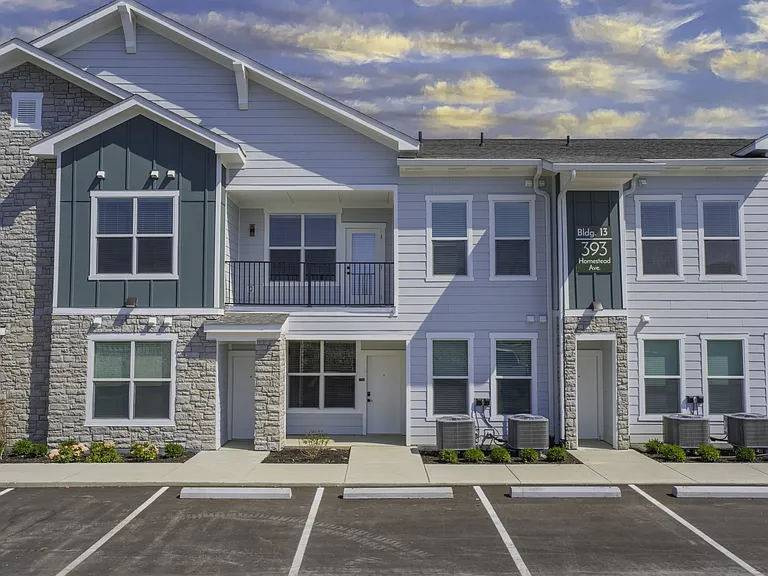Maverick Exterior