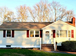 22 Rindone St, Holbrook, MA 02343