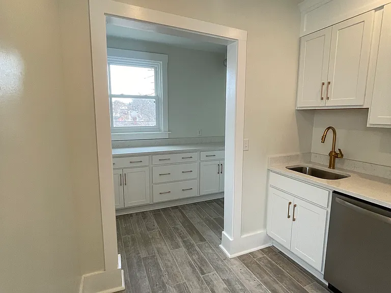 2321 Sherbrook St #2 — Photo 20