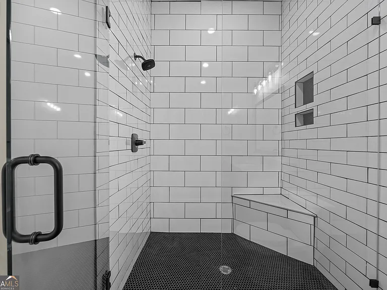 958A Church St — Photo 27