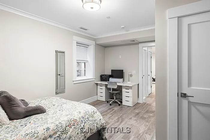 119 Highland Ave #B — Photo 17