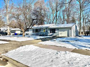 2206 S Gladys Ave, Appleton, WI 54915