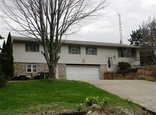 8465 Fromes Ave NE, Canton, OH 44721