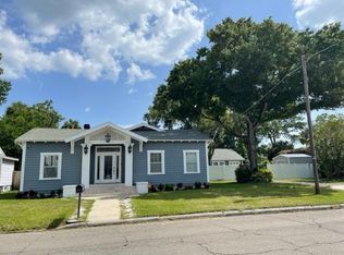 2406 W North B St, Tampa, FL 33609