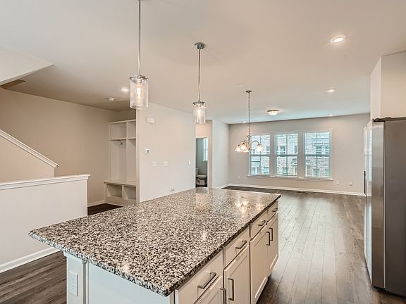 2nd image of 3507 Hidden Valley Cir #1
