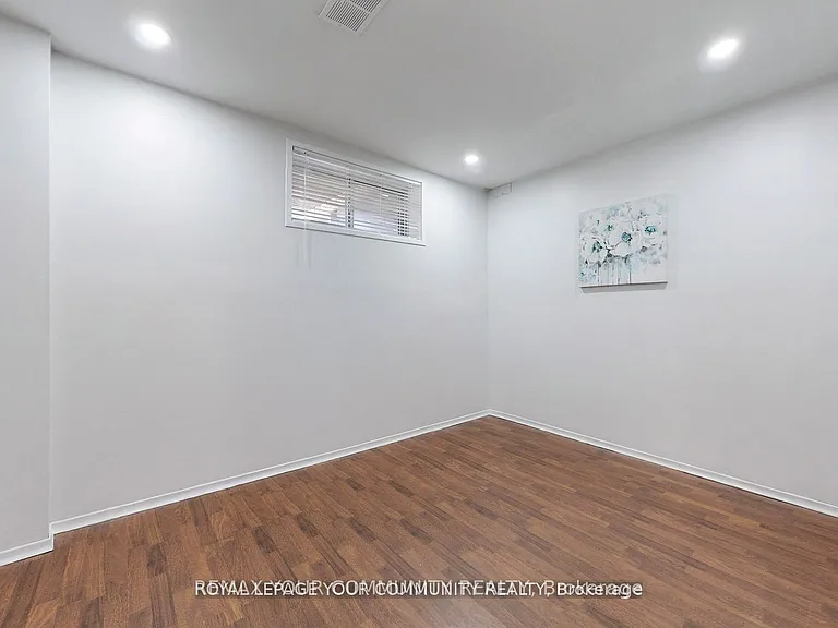 41 Shropshire Dr #BASEMENT — Photo 17
