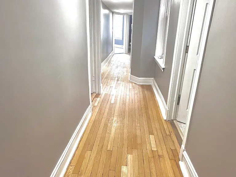 4444 S Indiana Ave #3 — Photo 8
